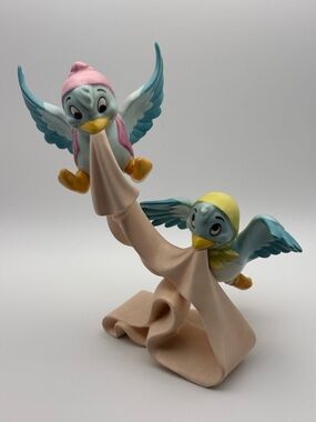 Classics Walt Disney Collection Cinderella “We’ll Tie A Sash Around It” Figurine